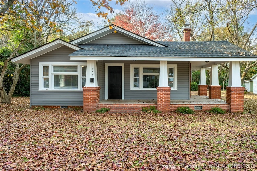 105 N Elm St, Maxton, NC 28364 - photo 1