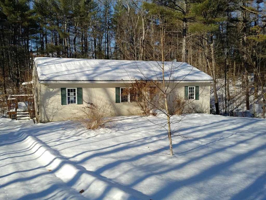 32 Woodland Way, Effingham, NH 03882 - photo 1