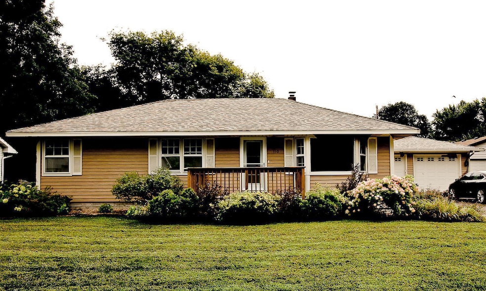 110 4th Ave SW, Isanti, MN 55040 - photo 1