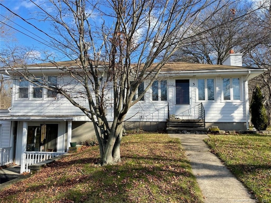 3 Bloomingdale Rd, Quaker Hill, CT 06375
