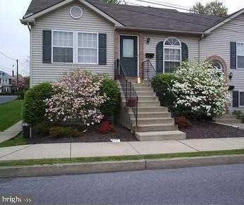 2025 W Cedar St, Allentown, PA 18104 - photo 1