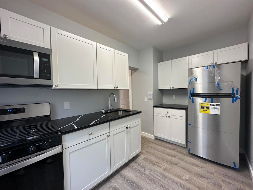 117 Corbin Ave unit 203, Jersey City, NJ 07306 - photo 1