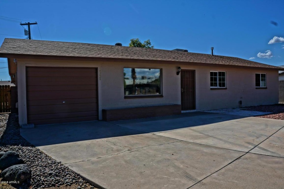 Front of House (1)