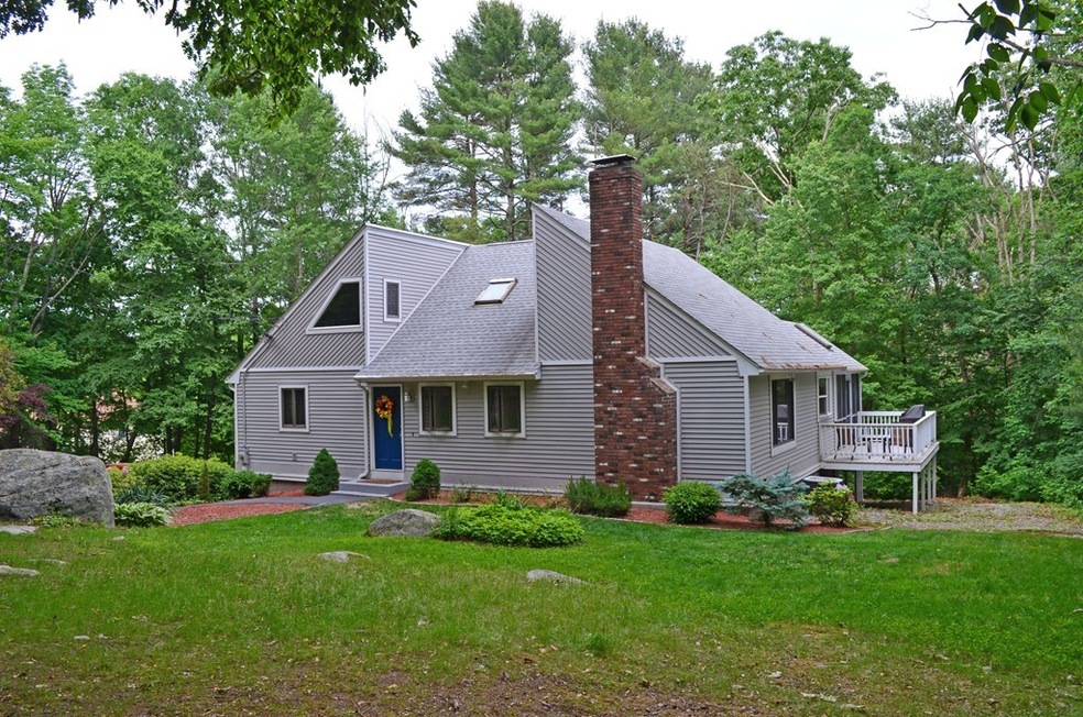 43 Quaker St, Northbridge, MA 01534 - photo 1