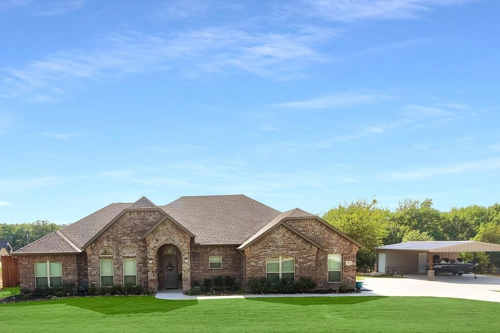 501 Wooded Way, Azle, TX 76020 - photo 1