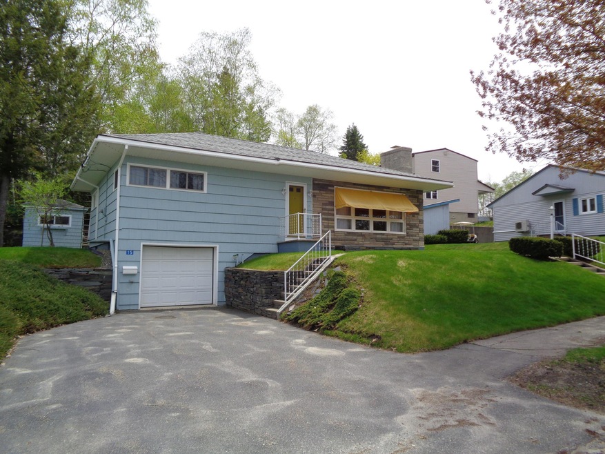 15 Orchard St, Millinocket, ME 04462 - photo 1