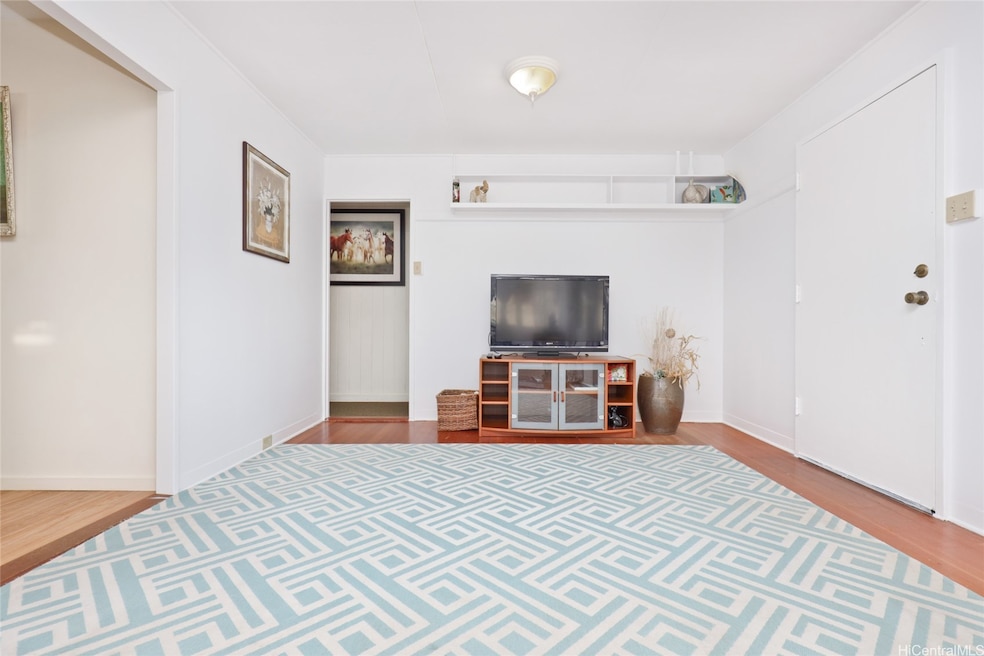 411 Olomana St unit A, Kailua, HI 96734 - photo 1