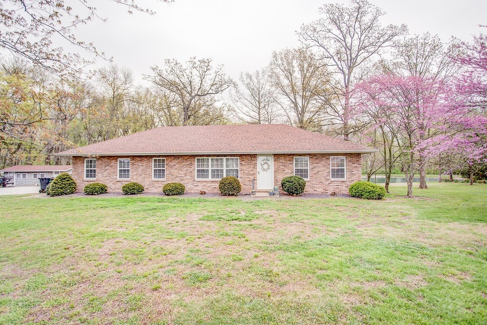 4740 Brenner Rd, Freeburg, IL 62243 - photo 1