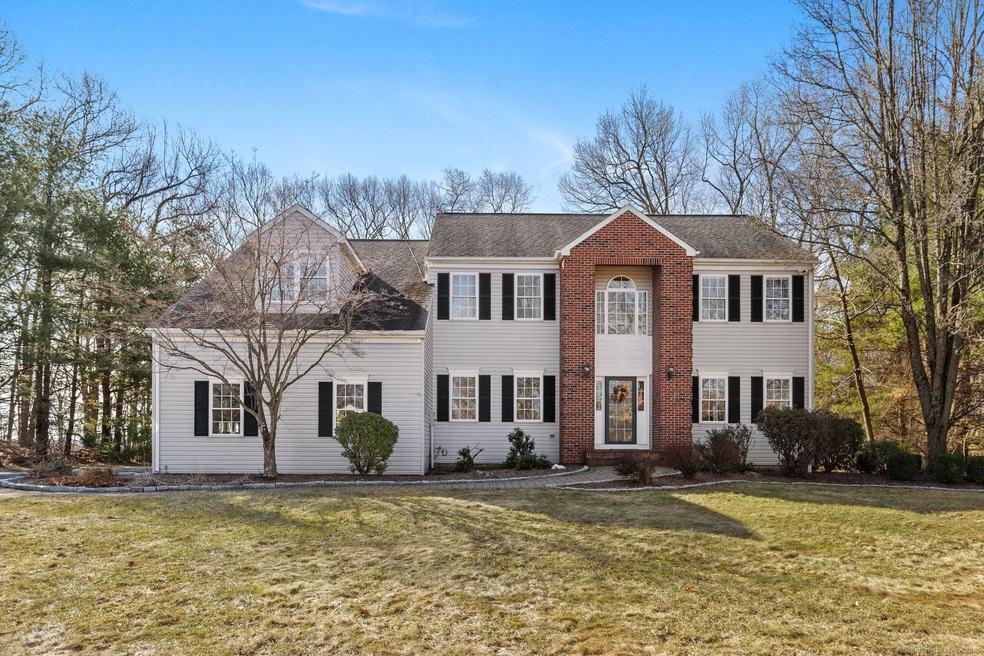 33 Roxbury Ct, Cheshire, CT 06410 - photo 1