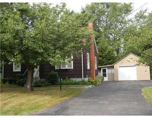 3422 Hampshire Rd, Erie, PA 16506 - photo 1