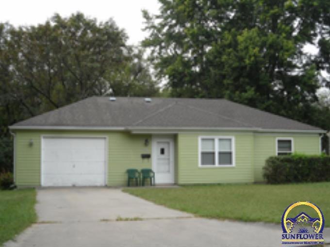 2401 SW 22nd Park, Topeka, KS 66611 - photo 1