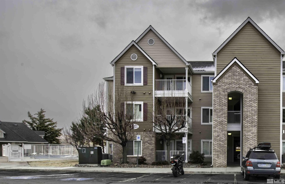 200 Talus Way unit 123, Reno, NV 89503 - photo 1