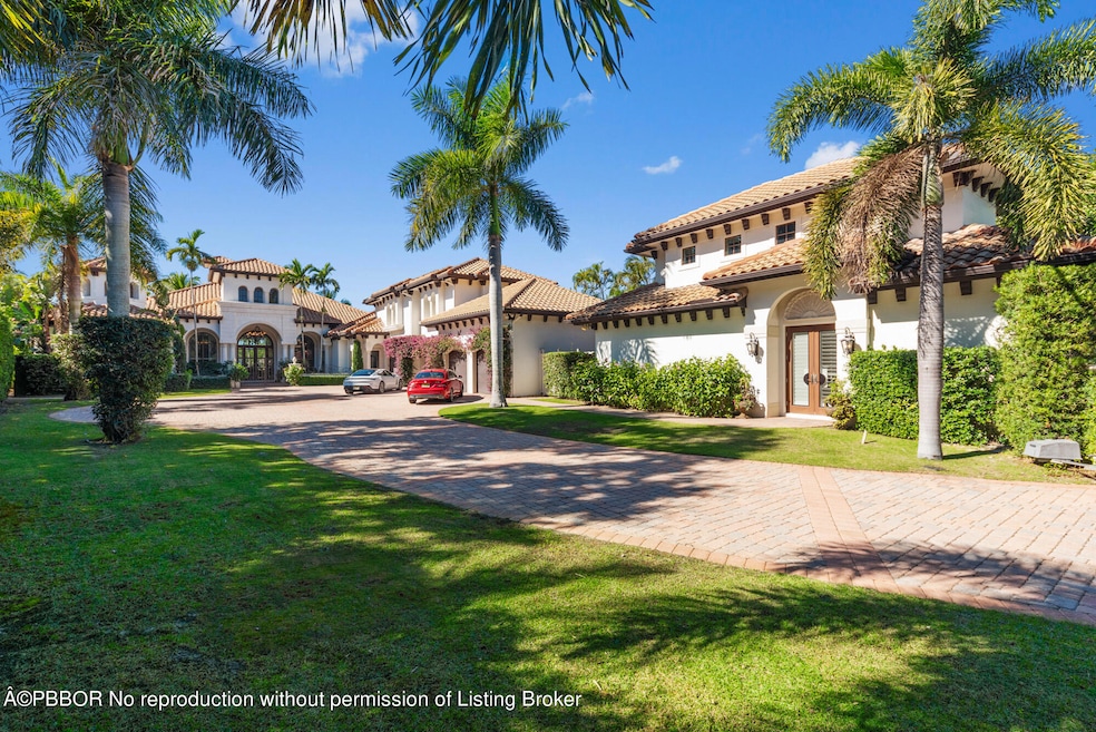 314 W Riverside Dr 19