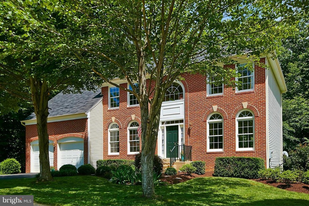 7855 Bressingham Dr, Fairfax Station, VA 22039 - photo 1