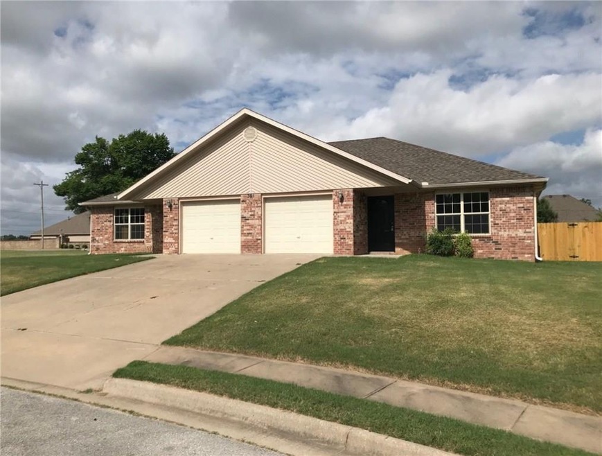 301 NW Abbey Place unit 1, Bentonville, AR 72712 - photo 1