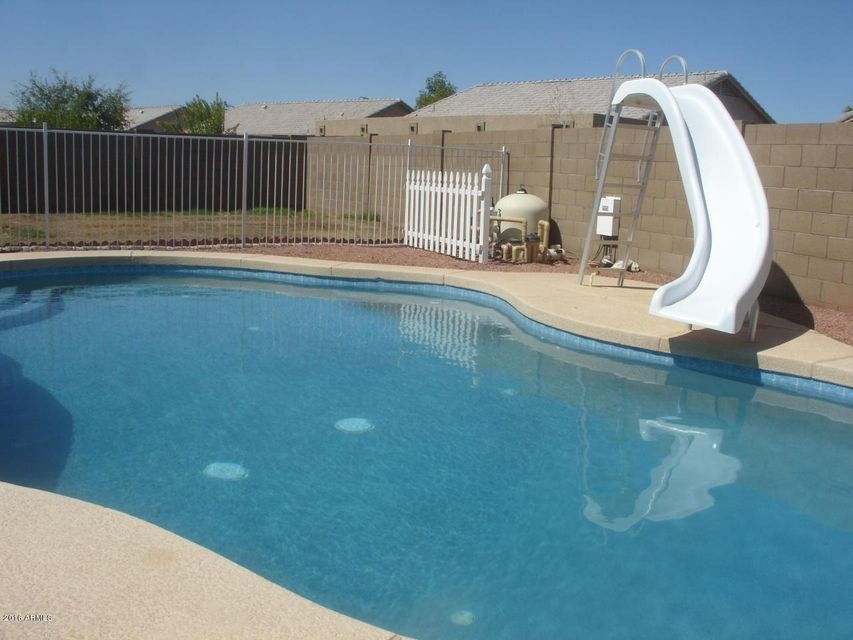 Private pool