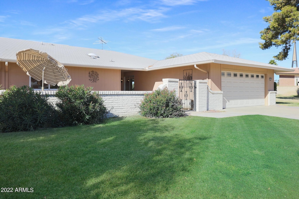 9889 W Spanish Moss Ct, Sun City, AZ 85373 - photo 1