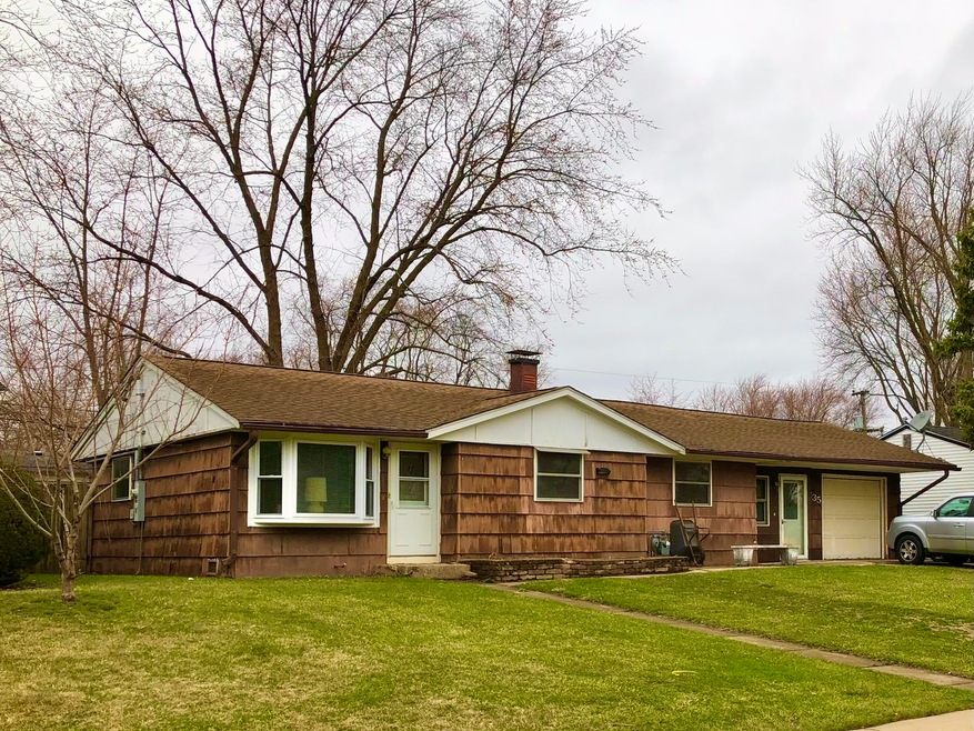 235 Ensenada Dr, Carpentersville, IL 60110 - photo 1