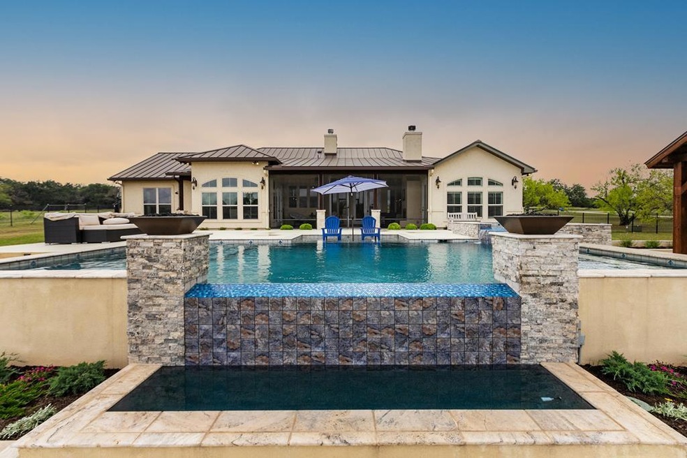 217 S Grand Cru Ln, Fredericksburg, TX 78624 - photo 1