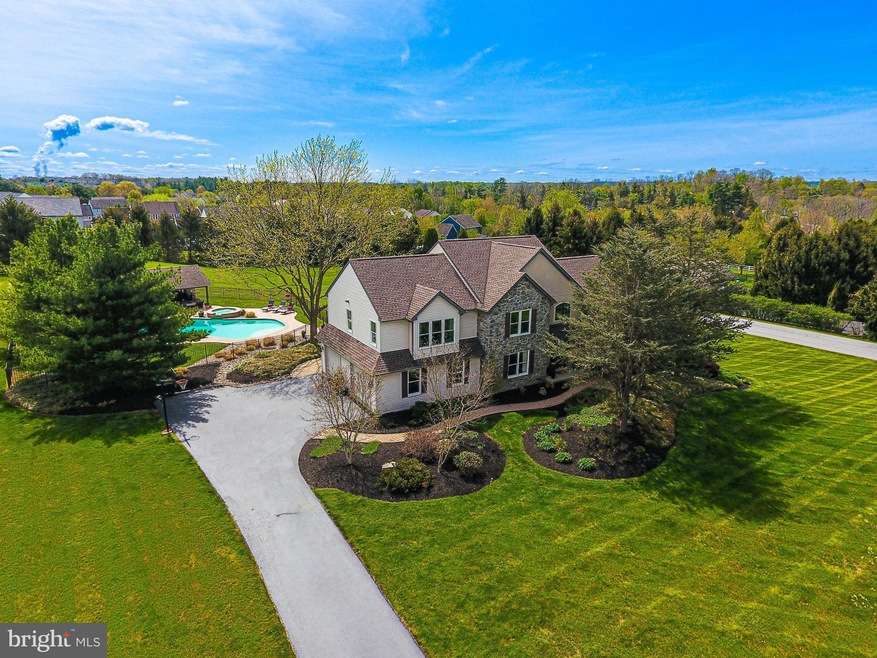 15 Seneca Ct, Douglassville, PA 19518 - photo 1