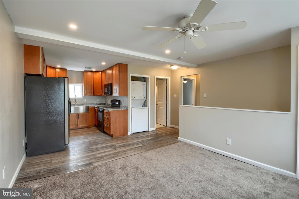 1441 W Orvilla Rd unit 2ND FLR, Hatfield, PA 19440 - photo 1