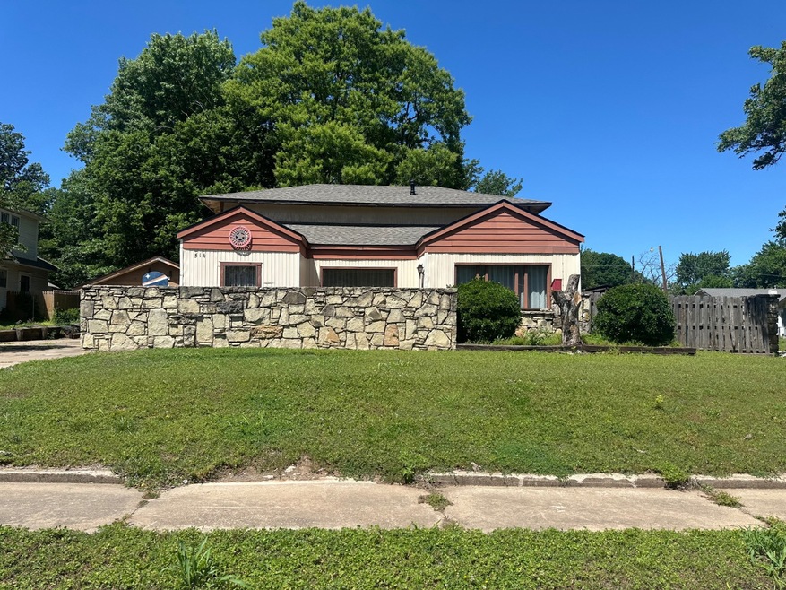 Pending $76,900 • Co-Listing Agent