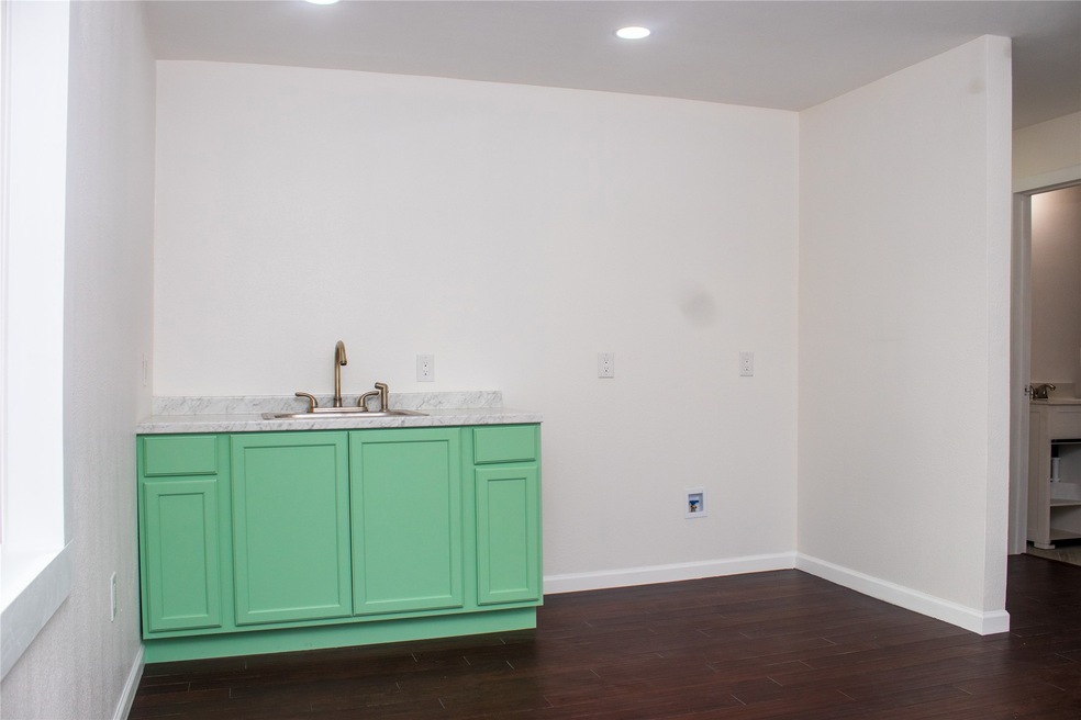 7003 Hoffman St unit A, Houston, TX 77028 - photo 1