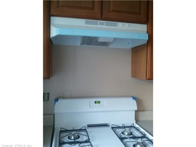 1423 Quinnipiac Ave unit 117, New Haven, CT 06513 - photo 1