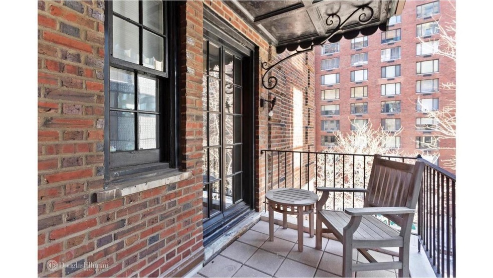 Sold $1,595,000