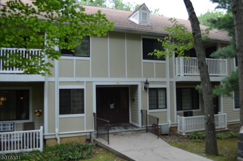 5 Foxwood Dr unit I, Morris Plains, NJ 07950 - photo 1