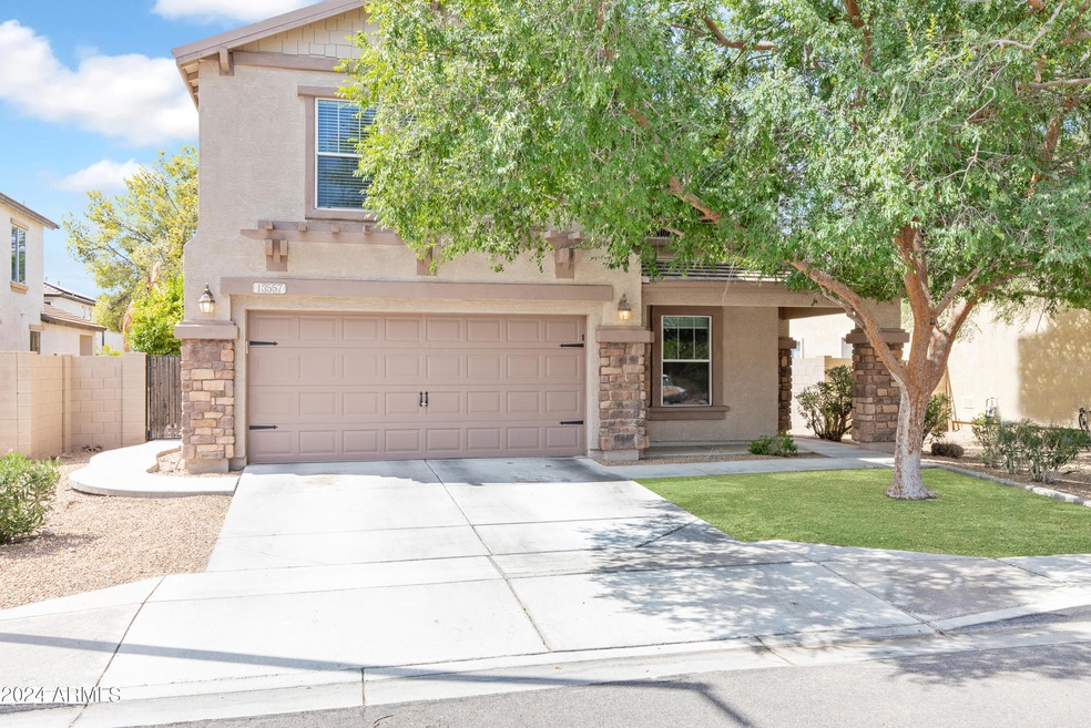 Great curb appeal!