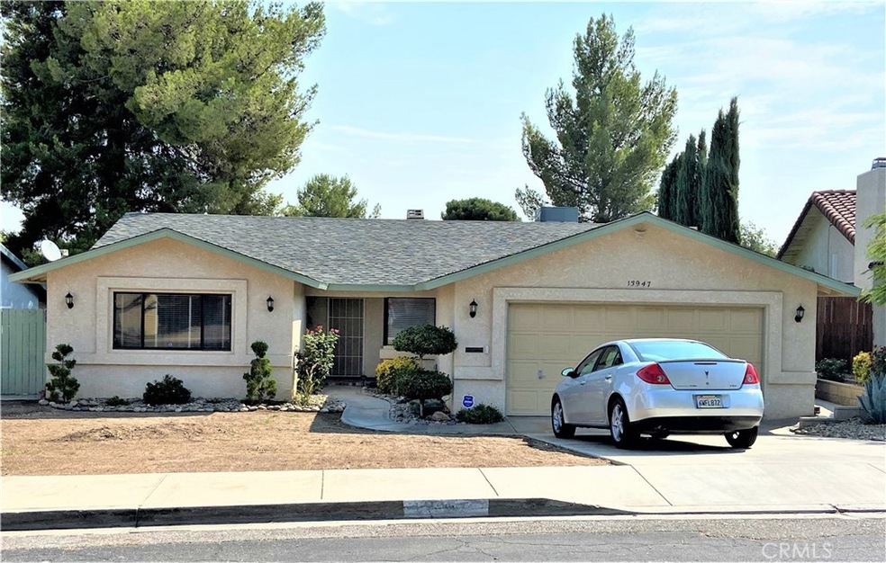 13947 Arrowhead Dr, Victorville, CA 92395 - photo 1