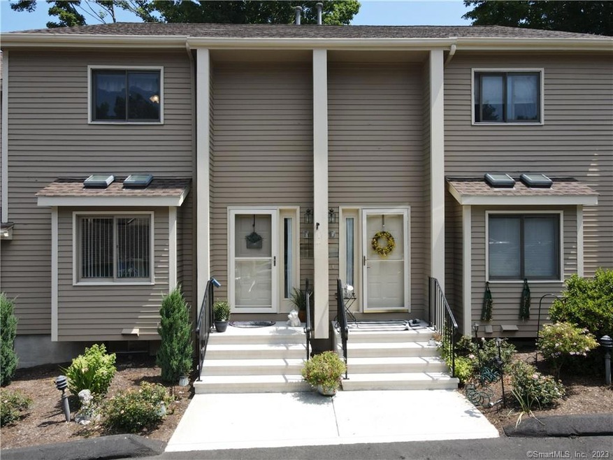 235 Twin Lakes Rd unit F, North Branford, CT 06471 - photo 1