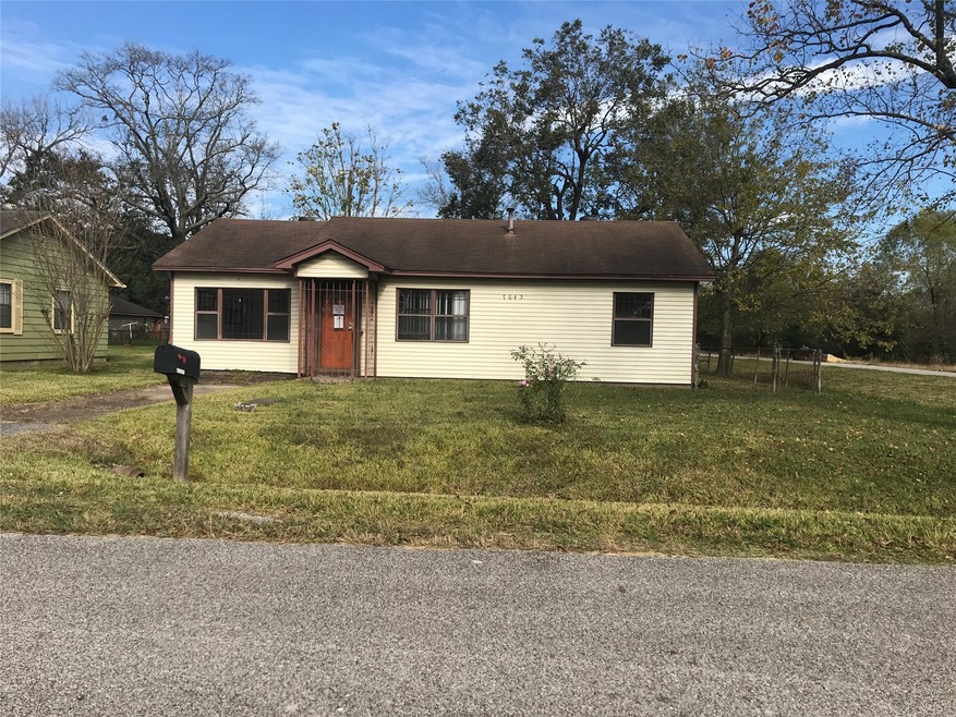 7645 Carothers St, Houston, TX 77028 - photo 1