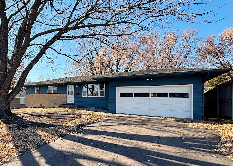 3101 Winnetka Ave N, Minneapolis, MN 55427 - photo 1