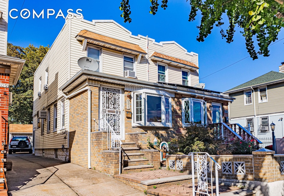 Pending $599,000 • Co-Listing Agent