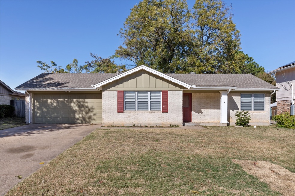 208 Olive St, Hurst, TX 76053 - photo 1