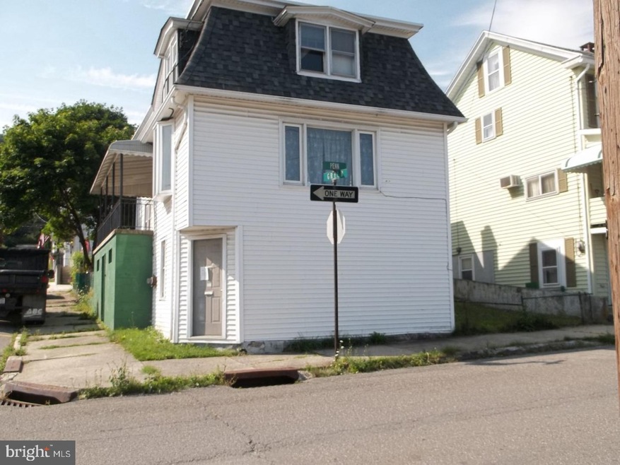 200 Penn St, Tamaqua, PA 18252 - photo 1