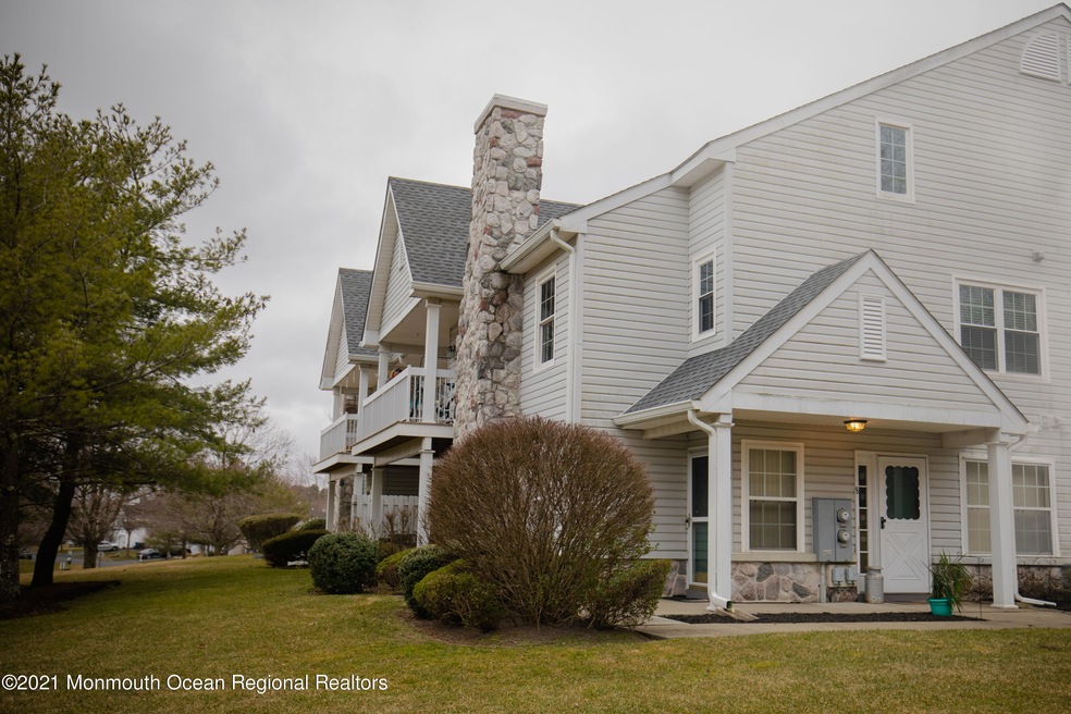 8 Santa fe Ct, Tinton Falls, NJ 07712 - photo 1