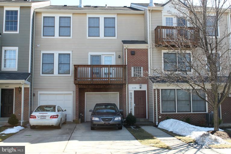 4039 Chetham Way unit 18, Woodbridge, VA 22192 - photo 1
