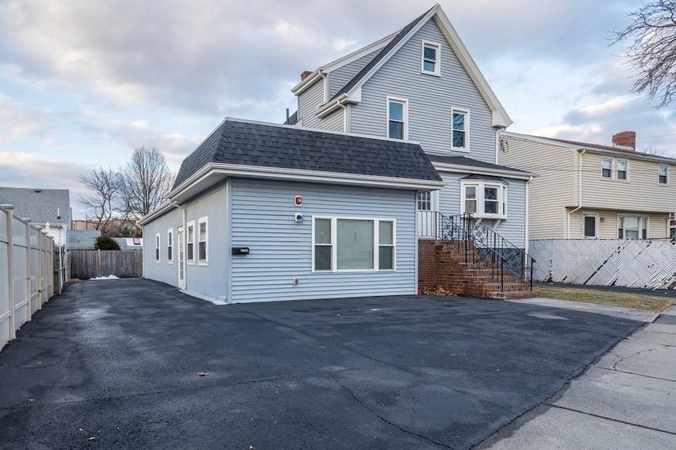 304 Lynn St, Malden, MA 02148 - photo 1