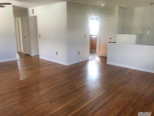 162 Verona Pkwy, Lindenhurst, NY 11757 - photo 1