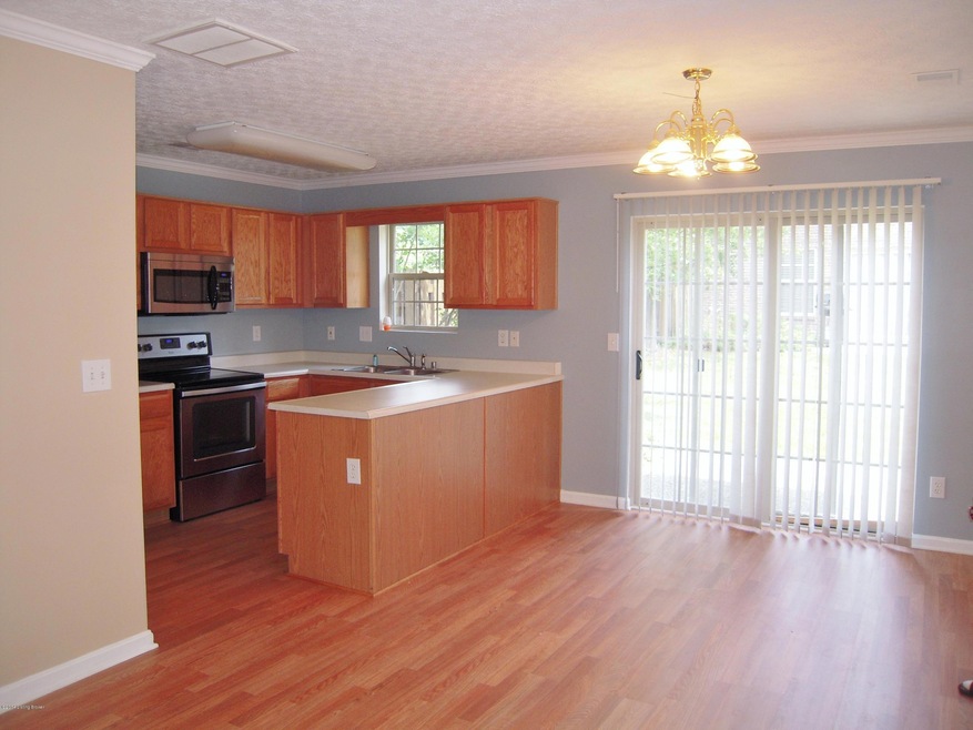 8539 Grand Neptune Dr unit 2002, Louisville, KY 40228 - photo 1