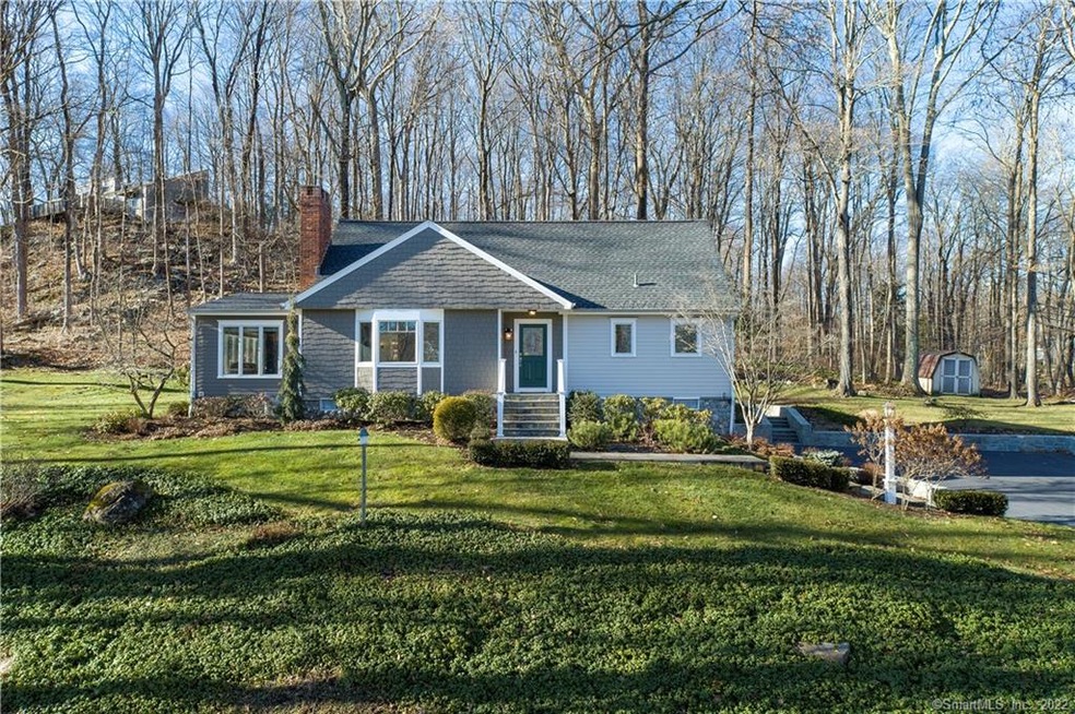 2 Dawn Ln, Ridgefield, CT 06877 - photo 1