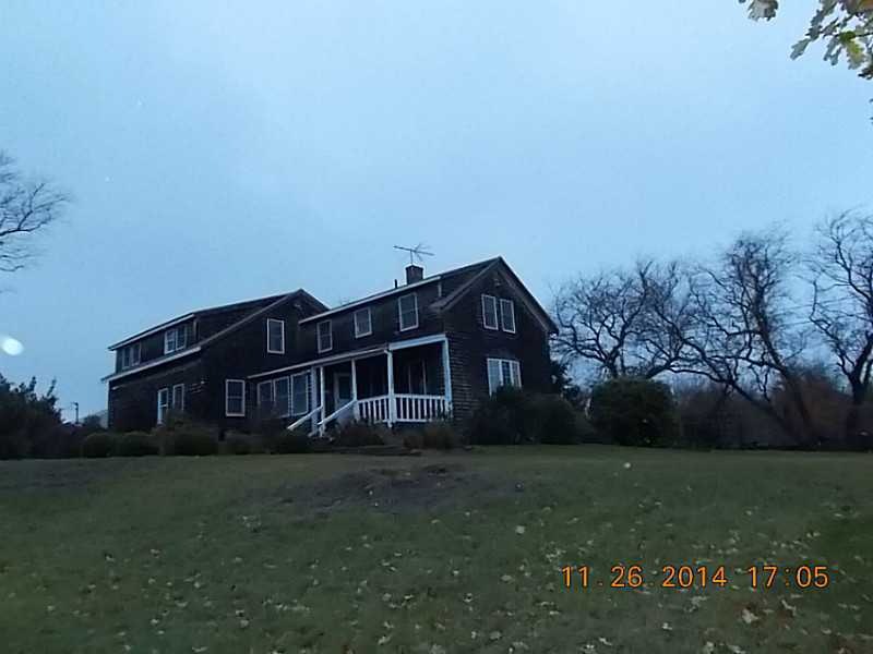 293 E Shore Rd, Jamestown, RI 02835 - photo 1