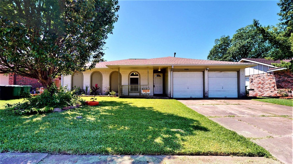 11426 Kirkhollow Dr, Houston, TX 77089 - photo 1