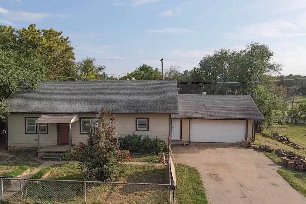 725 W Walnut St, Drumright, OK 74030 MLS 128557