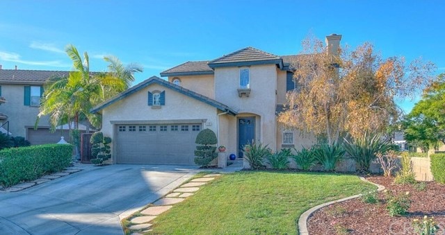 Host your celebrations in a home you love! This el