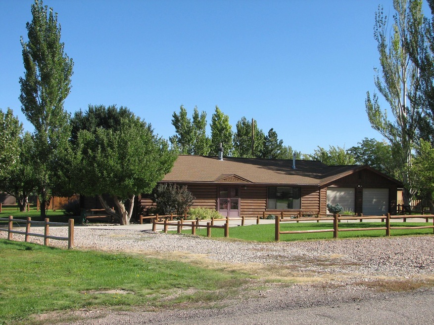 107 E 400 N, Parowan, UT 84761 - photo 1