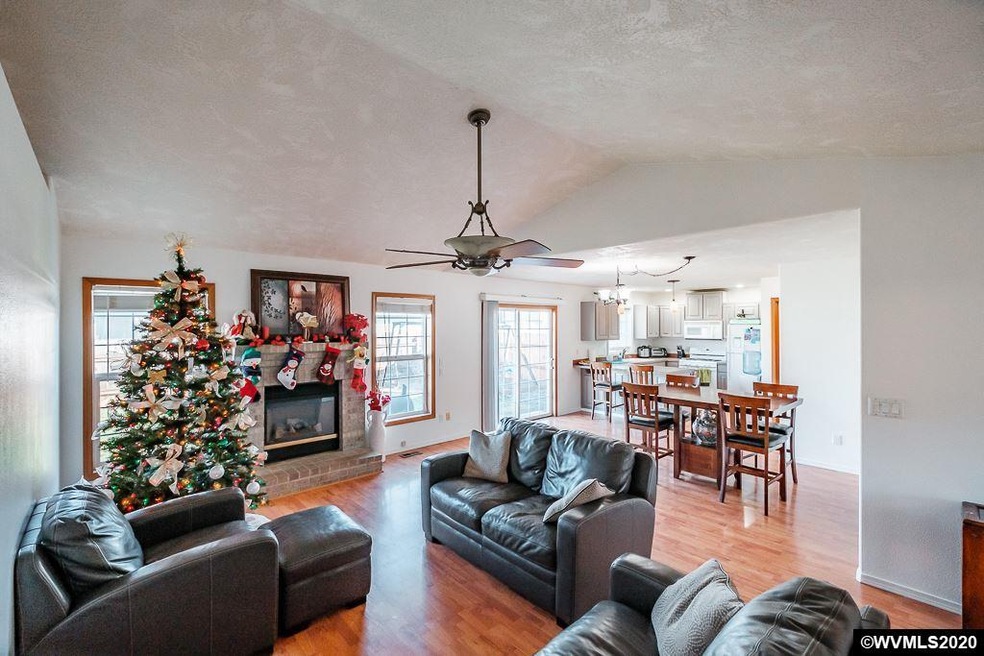 540 NW Blair Loop, Sheridan, OR 97378 - photo 1